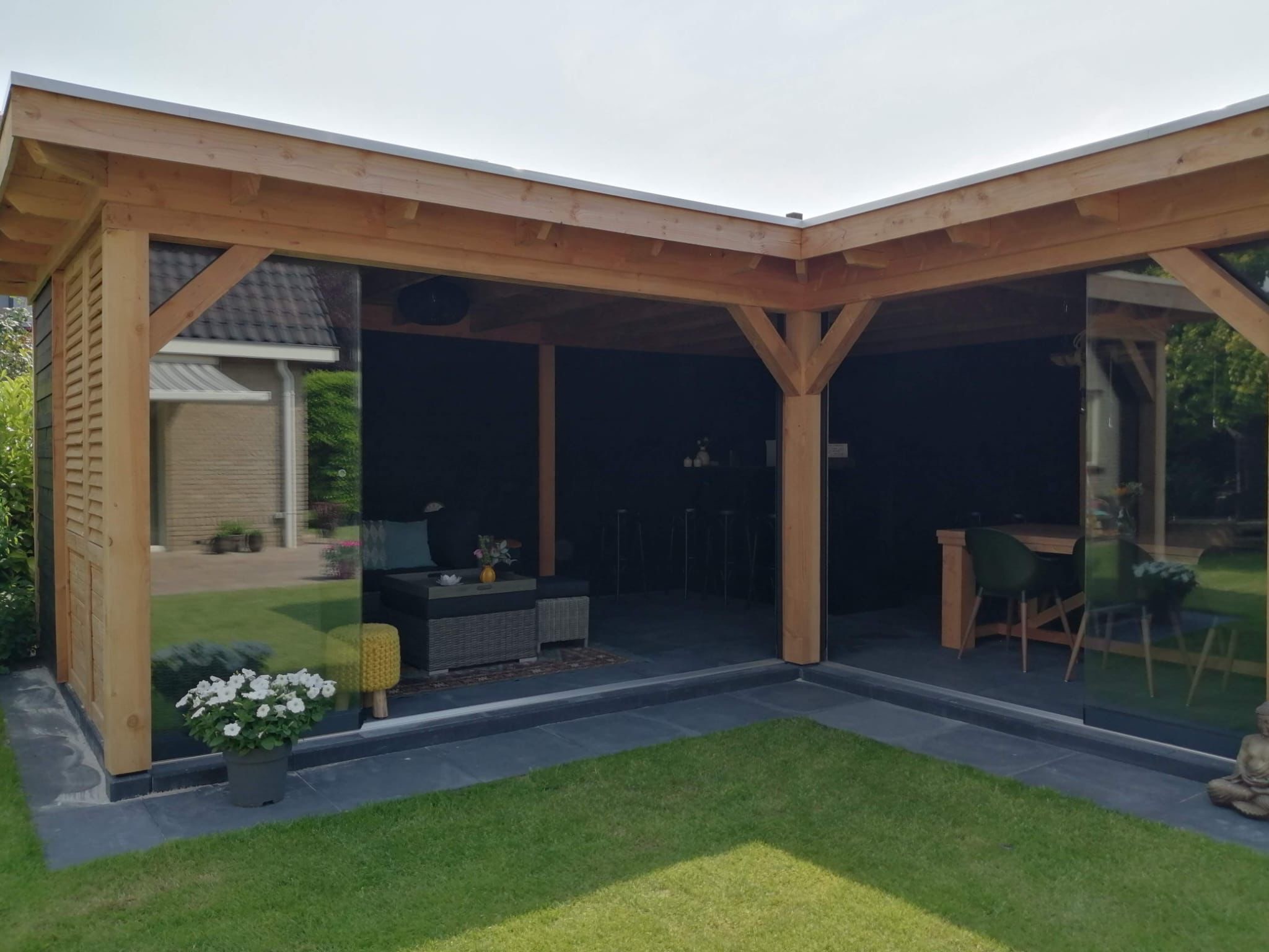 Studio Juut ebbd541e-35d2-4ad1-b043-c15b31e702de